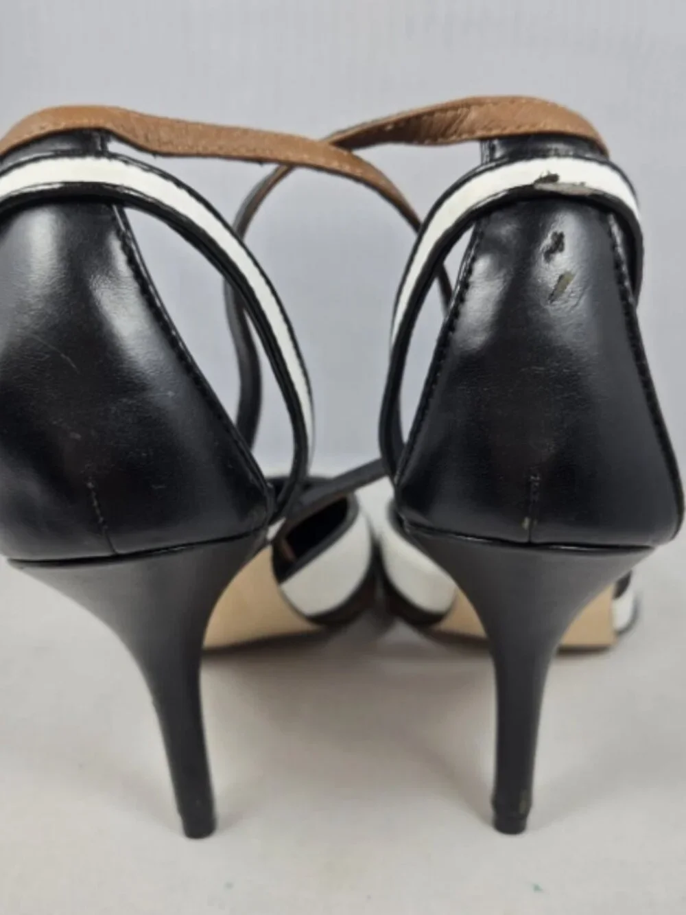White House Black Market Colorblock Augustina Pointed Toe Heels 7.5 in Box